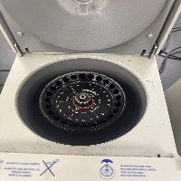 Eppendorf 5424 Centrifuge image 0